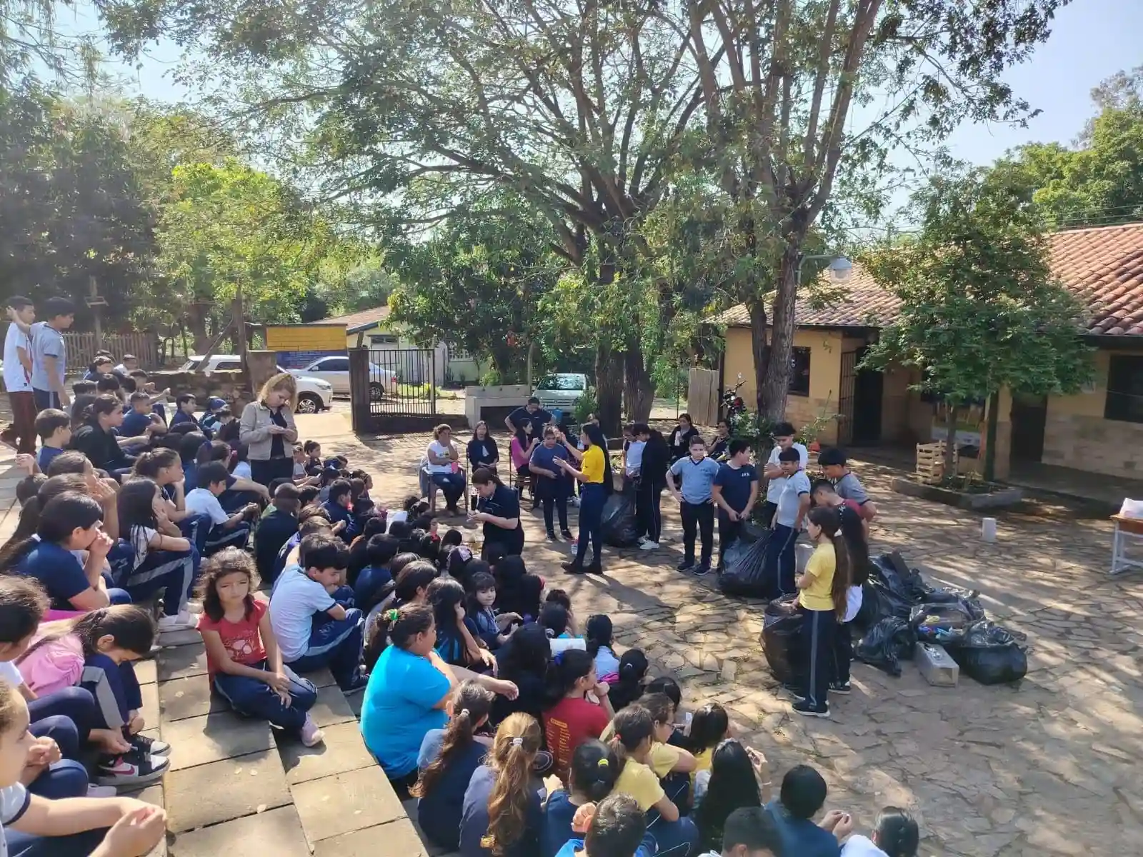 CHARLAS EDUCATIVAS SOBRE SEPARACION DE RESIDUOS SÓLIDOS